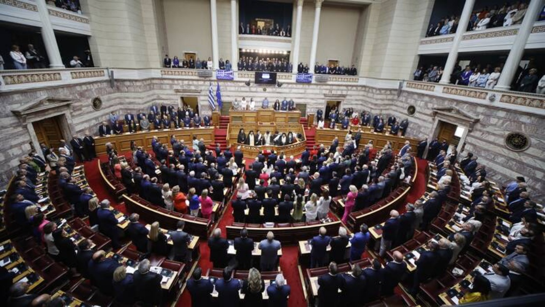 Live- Βουλή: Εκλέγεται το νέο προεδρείο – Επανεξελέγη πρόεδρος ο Τασούλας με 270 ψήφους