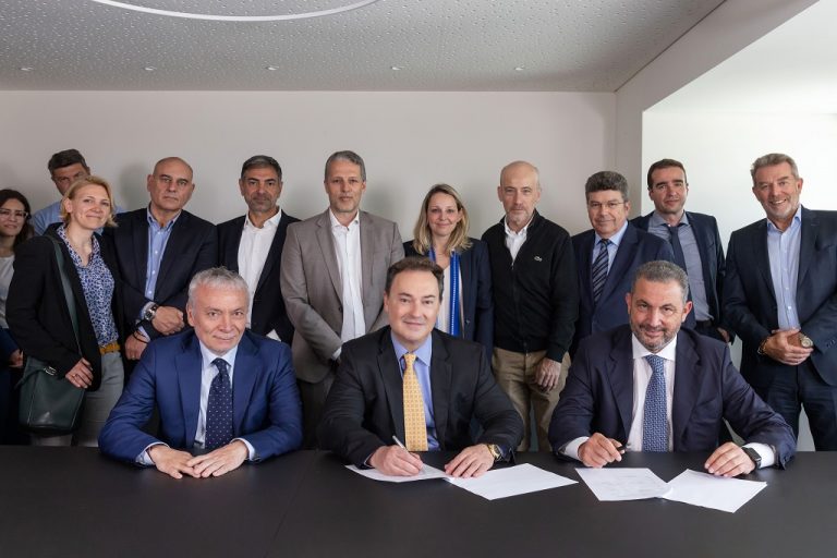 Bouygues Batiment International και Intrakat