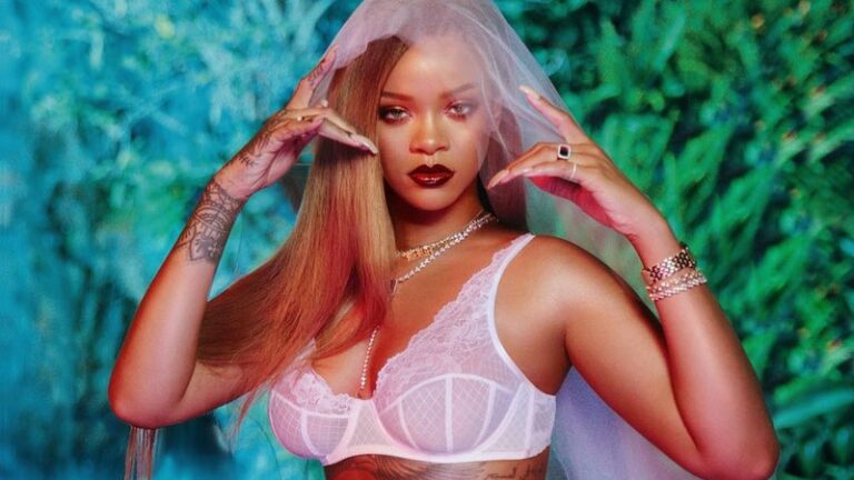 230616071115_Rihanna-revealed-her-Savage-x-Fenty-lingerie-during-New-York-Fashion-Week-Picture-Instagram