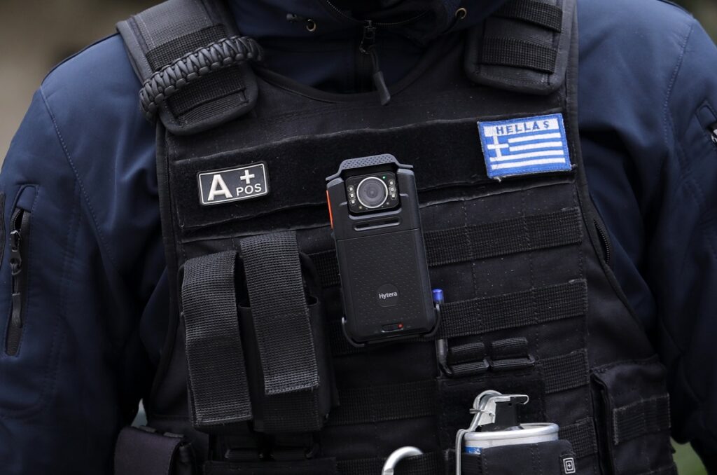 Στα δίχτυα της Αρχής για το Ξέπλυμα Αστυνομικός που δηλώνει έσοδα από τζόγο 800.000 ευρώ!