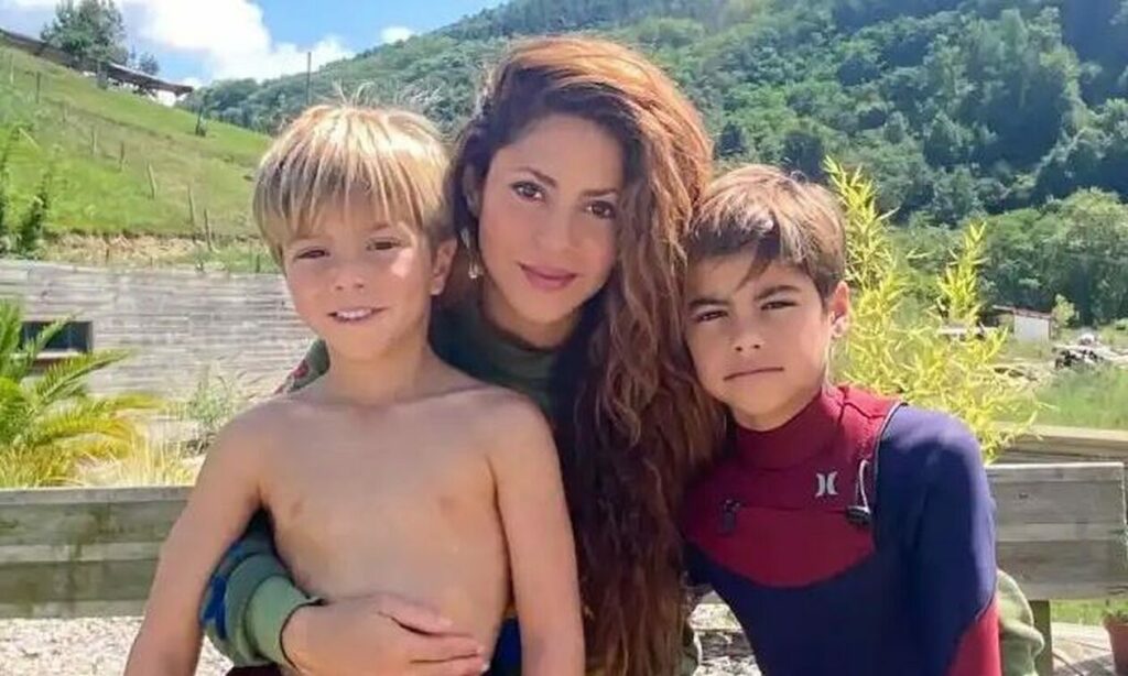 230605124507_shakira