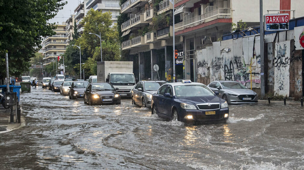 Σοκάρουν οι ειδικοί, ποιες περιοχές κινδυνεύουν να βυθιστούν από πλημμύρες
