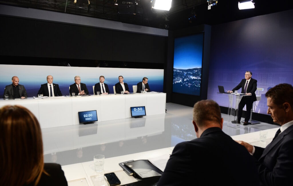 Διακομματική Επιτροπή: Δεκτές οι δημοσιογραφικές προτάσεις για τη διεξαγωγή του debate