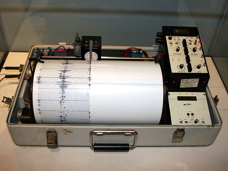 230610142511_Kinemetrics_seismograph