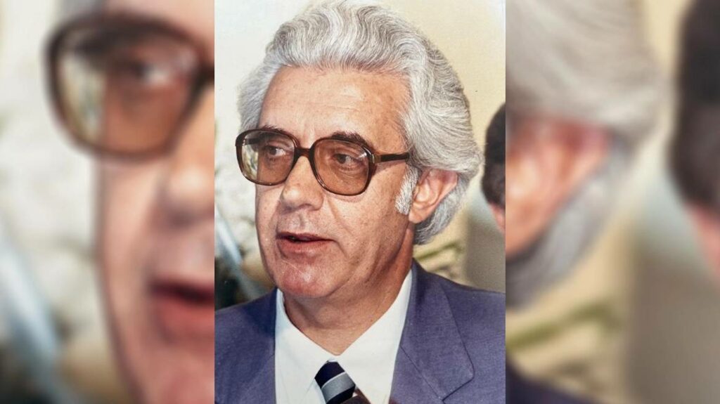 Πένθος για τον Νίκο Χατζηνικολάου: Πέθανε ο πατέρας του - Συγκινεί ο αποχαιρετισμός του
