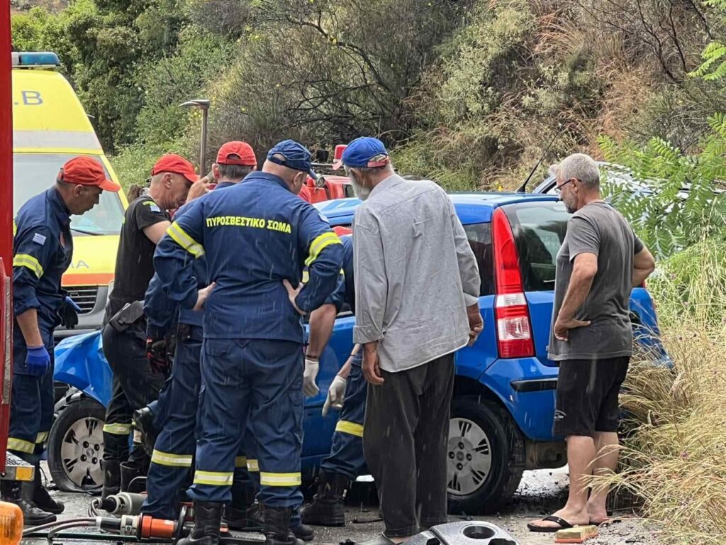 Αγρίνιο: Σοβαρό τροχαίο στη γέφυρα του Αχελώου - Τρεις τραυματίες
