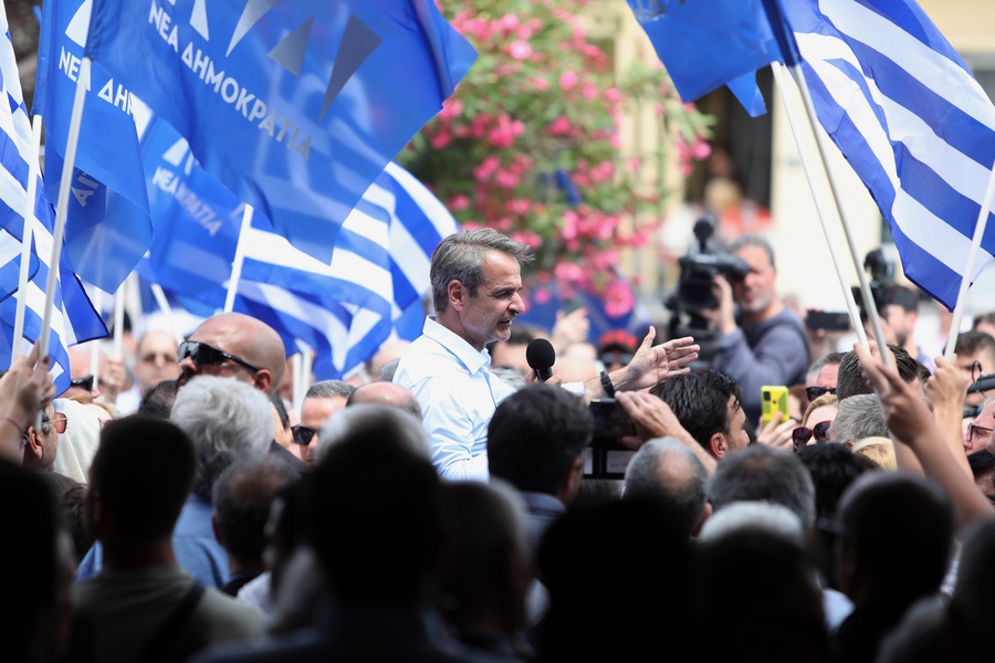 Μητσοτάκης από Σαλαμίνα: Εδώ στον ναύσταθμο θα ελλιμενίζονται οι 3 φρεγάτες Belharra