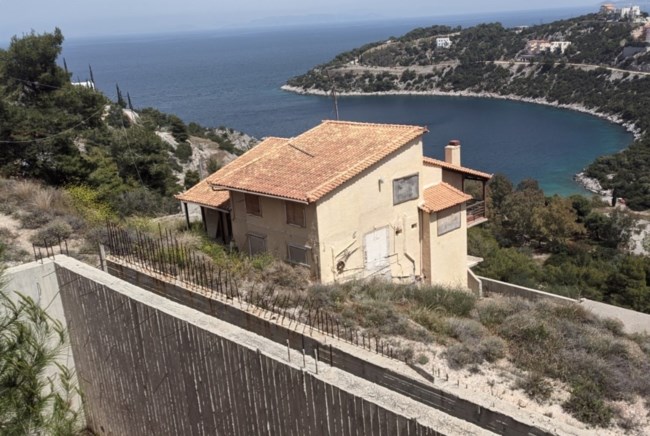 Πέτρος Φιλιππίδης: Άλλαξε χέρια το εξοχικό του στο Σοφικό