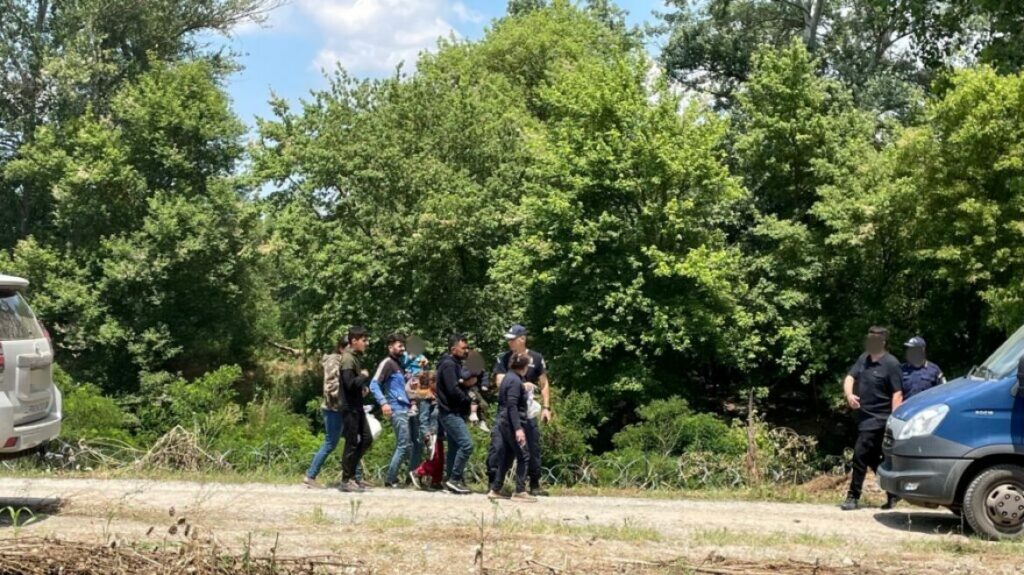 Έβρος: Περισυνελέγησαν οι 145 μετανάστες που βρέθηκαν το πρωί σε νησίδα κοντά στα Μαράσια
