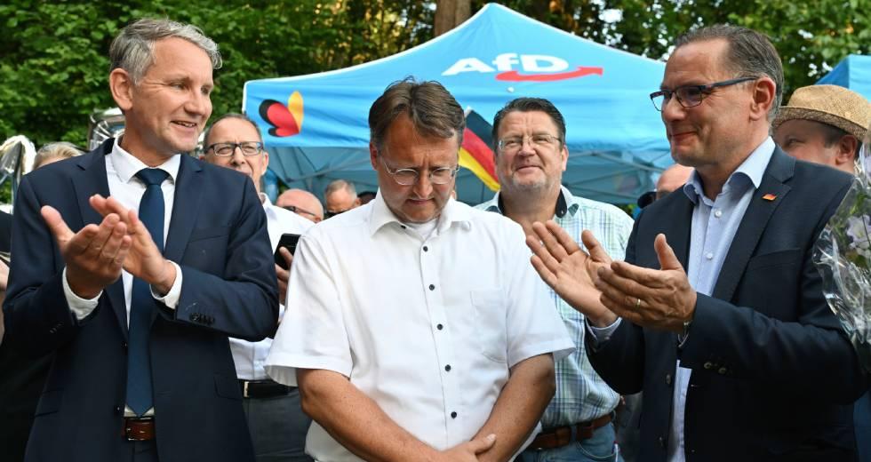 Γερμανία: Το AfD εξέλεξε τον πρώτο ακροδεξιό περιφερειάρχη
