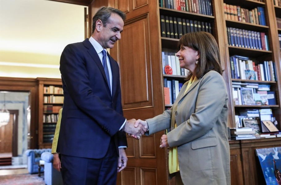 Μητσοτάκης στη ΠτΔ: Η νέα κυβέρνηση θα κάνει αλλαγές και μεταρρυθμίσεις - Ξεκινά κύκλος σκληρής δουλειάς