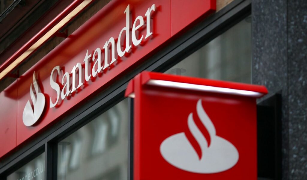 230627172204_Santander