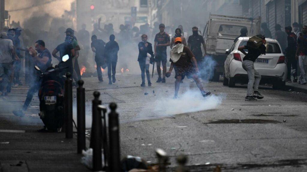 230701211756_france-riots-m