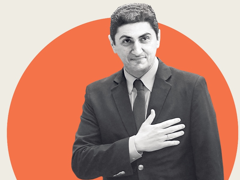 Πάλι «τρέχουν» και δεν φτάνουν για τον Αυγενάκη