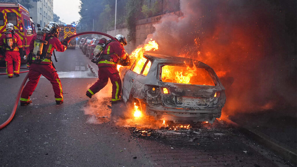 230702181810_france_protest_xr
