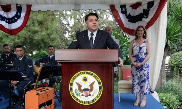 Η ηχηρή παρουσία και η ηχηρή απουσία στη δεξίωση του πρέσβη των ΗΠΑ για τον εορτασμό της Αμερικανικής Ανεξαρτησίας (4η Ιουλίου) στην πρεσβευτική κατοικία!