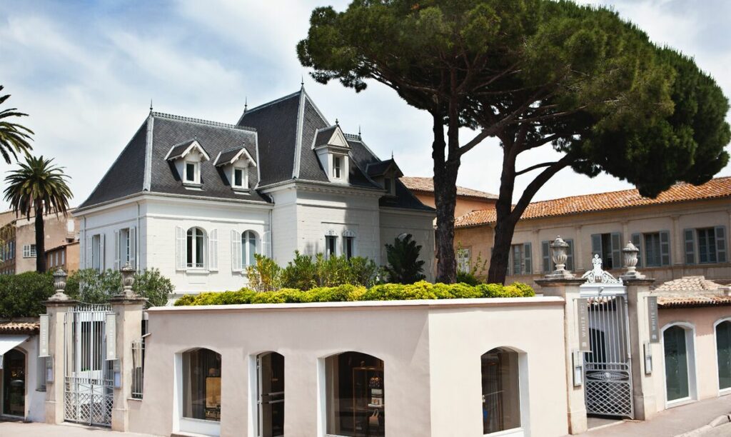 White 1921 του Saint-Tropez