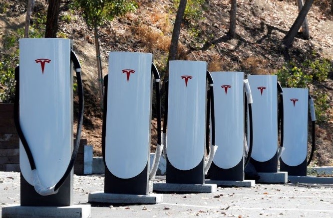 230707173459_tesla