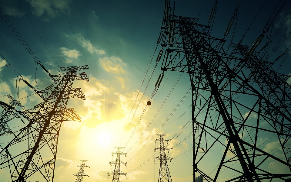 Ρεύμα: Αύξηση στα 121 ευρώ/MWh στη χονδρική λόγω καύσωνα
