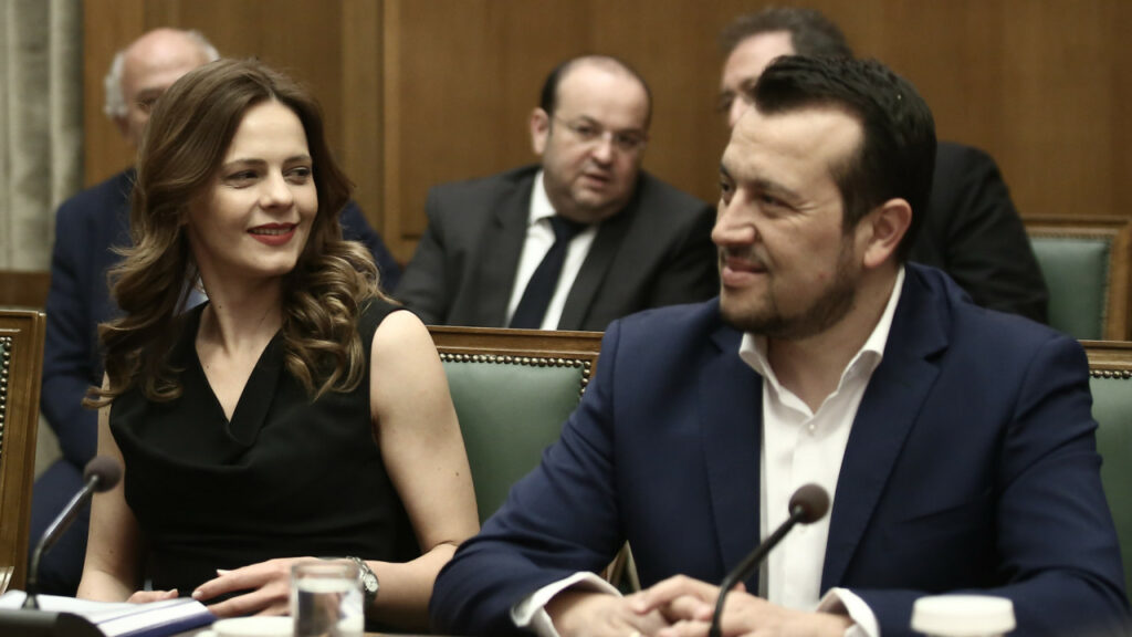ΣΥΡΙΖΑ: «Κλείδωσαν» οι υποψηφιότητες Αχτσιόγλου και Παππά – Το σκέφτονται ακόμη Τσακαλώτος, Πολάκης και Τεμπονέρας