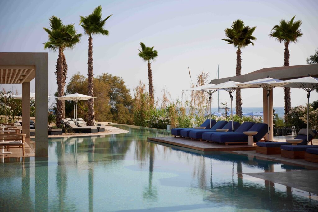 Grivalia Hospitality: Ξεκίνησε τη λειτουργία του το Avant Mar στη Νάουσα της Πάρου