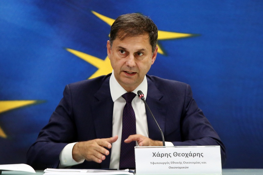 Θεοχάρης: Ζητά από ΣΔΟΕ εντατικοποίηση ελέγχων για νοθευμένα ποτά