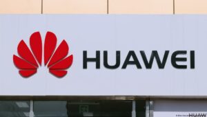 Η Huawei ανακοίνωσε έσοδα 560 εκατ. δολαρίων από συμφωνίες διπλωμάτων ευρεσιτεχνίας το 2022