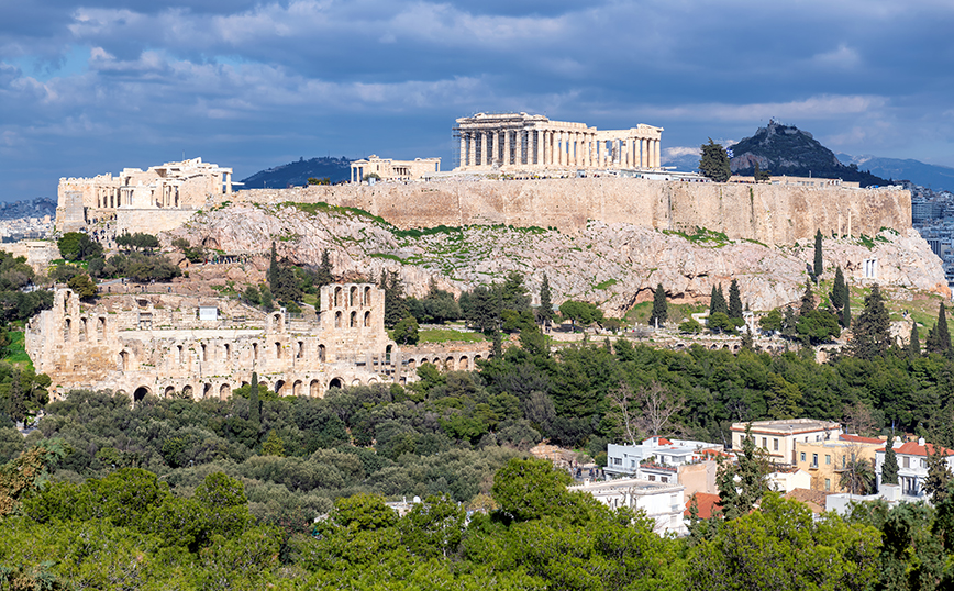 Ακρόπολη: Κλειστή από τις 12 μέχρι τις 17:00 λόγω καύσωνα