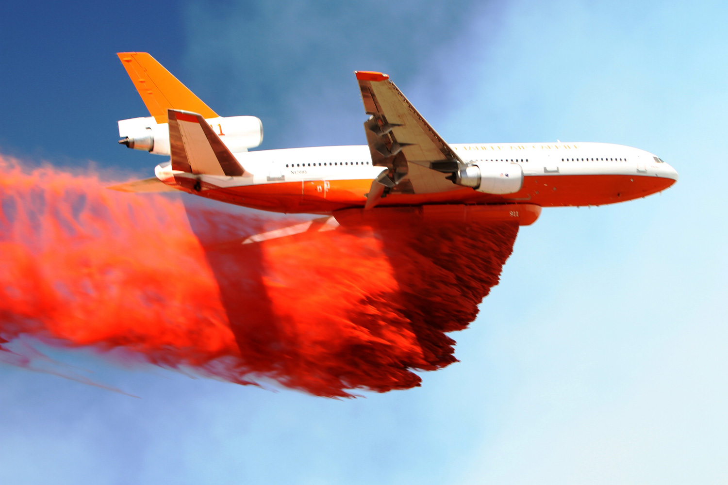 Φωτιές: Πάνω από 200 ώρες πτήσης συμπλήρωσαν τα πυροσβεστικά αεροσκάφη της Αεροπορίας μέσα σε 4 ημέρες