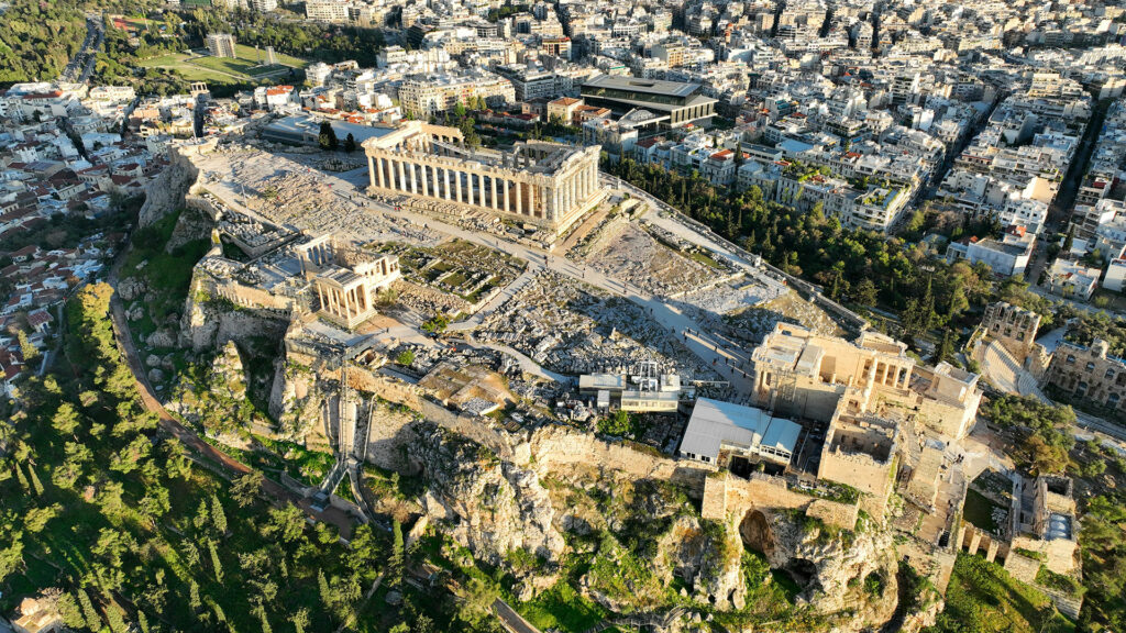 Καύσωνας: Κλειστοί από τις 12:00 ως τις 17:30 οι αρχαιολογικοί χώροι μέχρι την Κυριακή