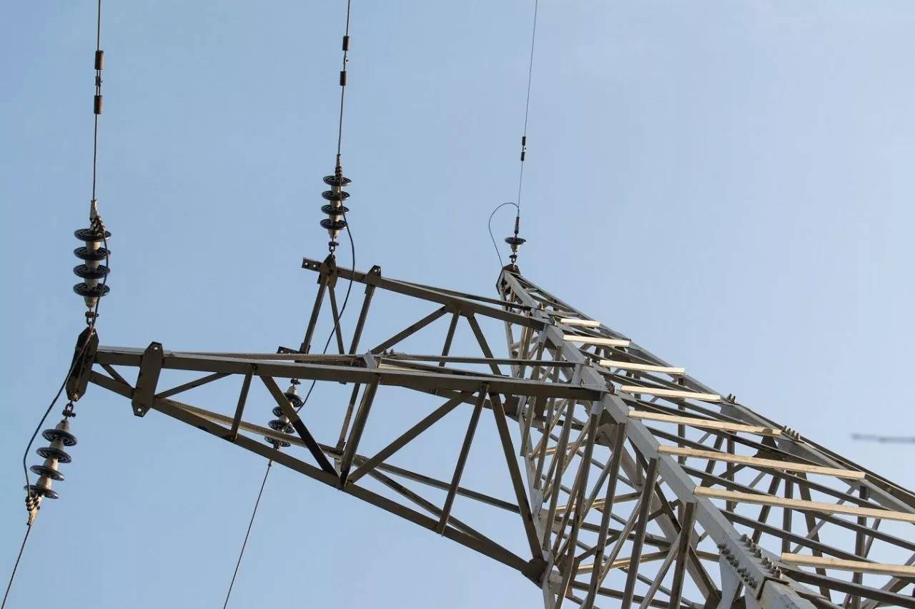 Αλβανία: Η εταιρεία ηλεκτρισμού ολοκλήρωσε διαγωνισμούς προμήθειας ύψους €10 εκατ.