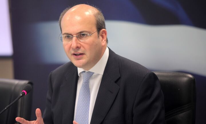 Χατζηδάκης: «Η ανάκτηση της επενδυτικής βαθμίδας θα δώσει πολύ μεγαλύτερη ευελιξία στις τράπεζες»