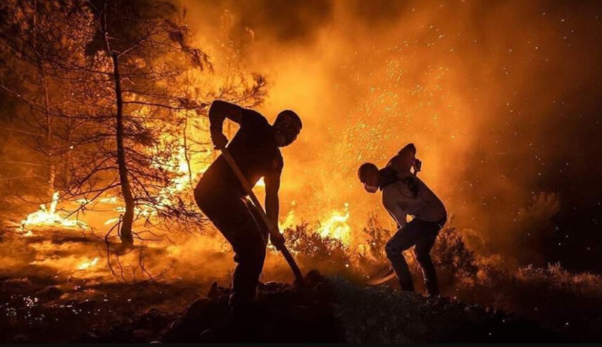 πυρκαγιές επηρεάζουν τον ελληνικό τουρισμό