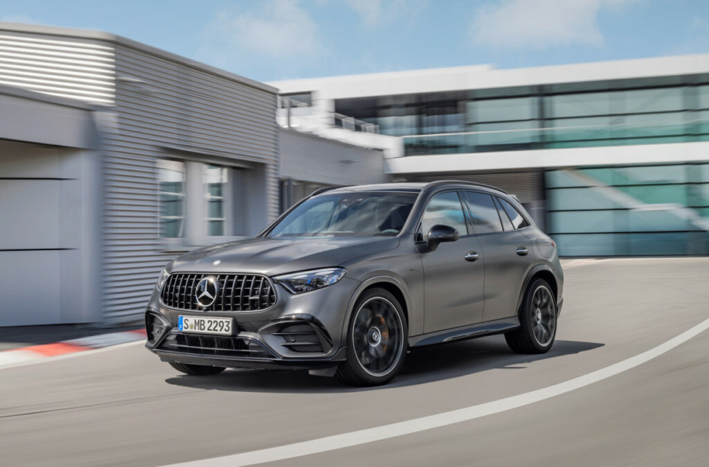 Mercedes: Aνεβάζει τον πήχη η AMG GLC 63S E Performance