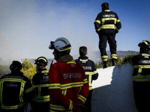 Πως σβήνουν τις πυρκαγιές οι Πορτογάλοι;