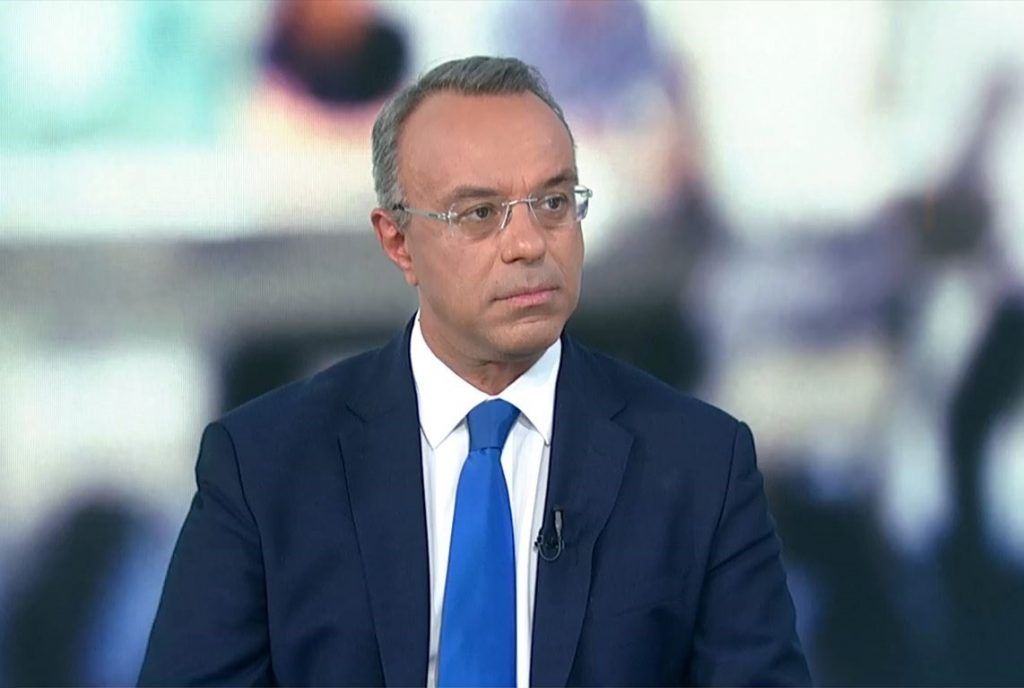 Ο Χρήστος Σταϊκούρας ρίχνει εκατομμύρια για την ενίσχυση των συγκοινωνιών