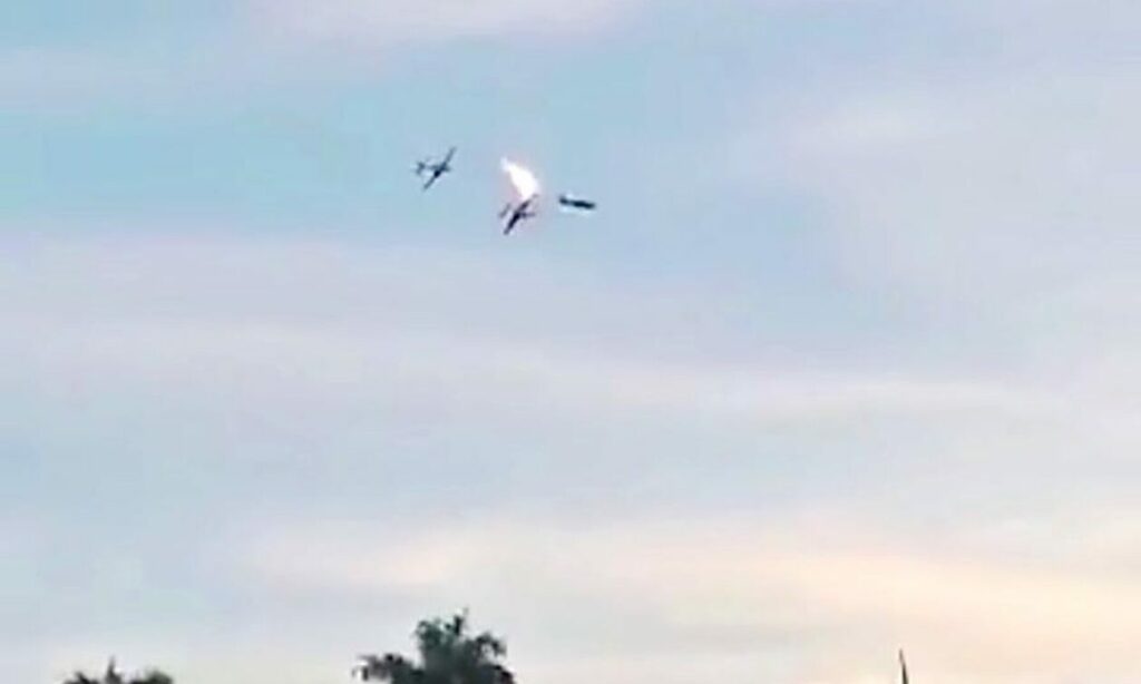 230702135534_Colombian-Air-Force-Tucano-aircraft-collided-mid-air