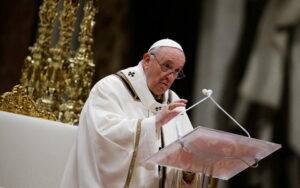 Βατικανό: Ο πάπας Φραγκίσκος καταδίκασε το κάψιμο του Κορανίου
