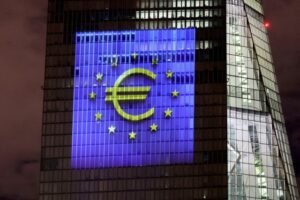 Ο τραπεζικός τομέας της ζώνης του ευρώ θα μπορούσε να αντεπεξέλθει σε έντονη επιβράδυνση