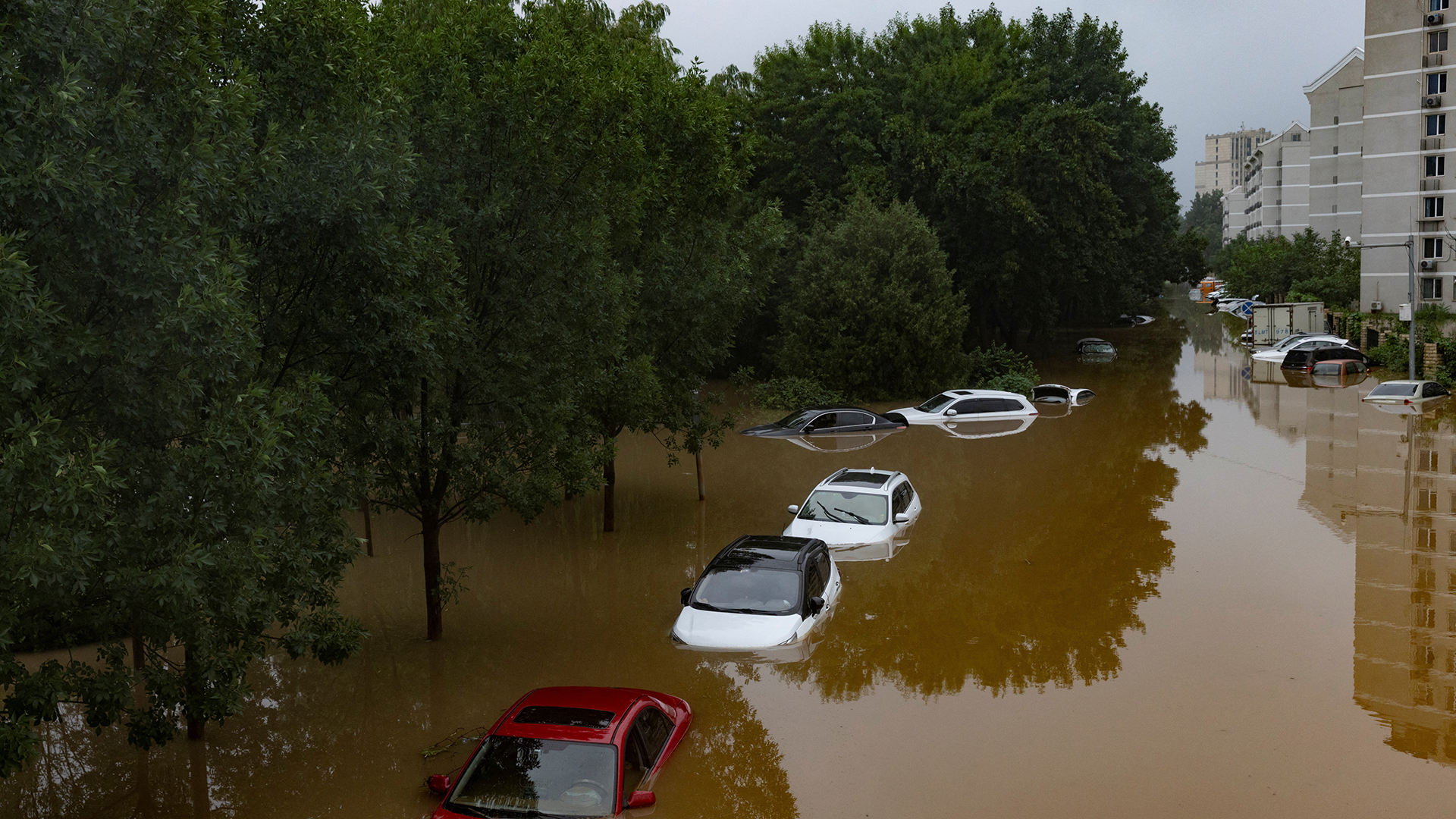 Κίνα: Τουλάχιστον εννέα νεκροί και έξι αγνοούμενοι στην επαρχία Χεμπέι λόγω των καταρρακτωδών βροχών