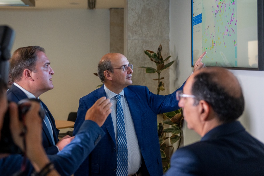 Χατζηδάκης: Το «αυτοκίνητο» της κυβέρνησης δεν έχει όπισθεν στο θέμα της φοροδιαφυγής