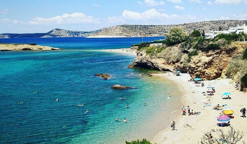 Το κίνημα για ελεύθερες παραλίες, τα ανεξάρτητα κράτη των νησιών και το καλοκαίρι που τελειώνει