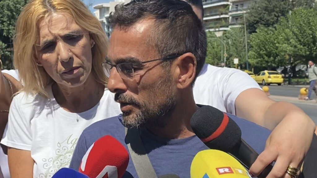 230812123629_aderfos_mixali_katsoyri_arthro