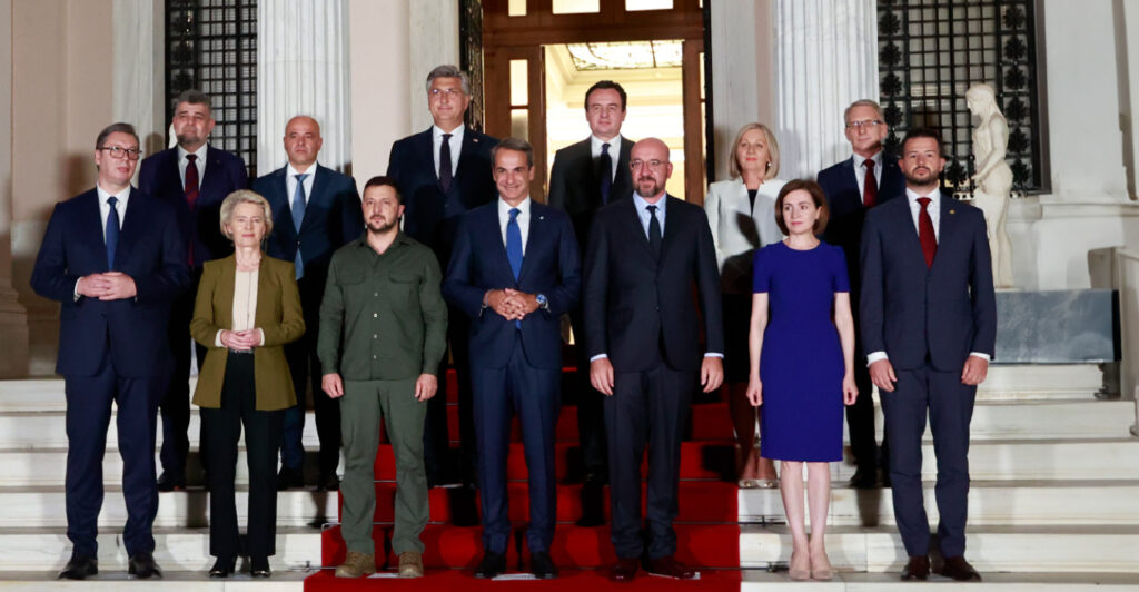 Μητσοτάκης: Παραθέτει δείπνο στους ηγέτες των Βαλκανίων, τους επικεφαλής της ΕΕ και τον Ζελένσκι