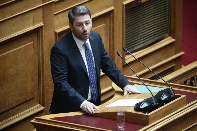 Νίκος Ανδρουλάκης: Κατέθεσε αίτημα για συζήτηση στη Βουλή για τις καταστροφικές πυρκαγιές