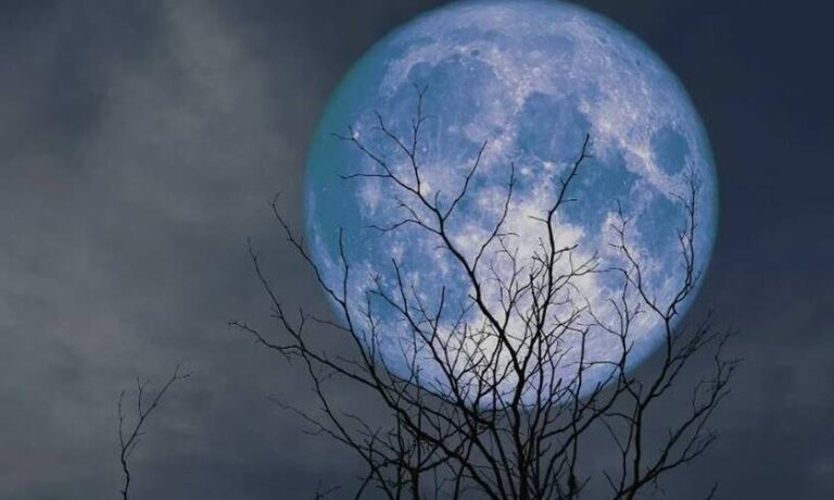 Μπλε Φεγγάρι