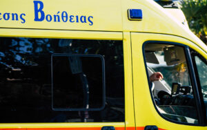 Θεσσαλονίκη: Γυναίκα παρασύρθηκε από λεωφορείο - Τραυματίστηκε στο κεφάλι