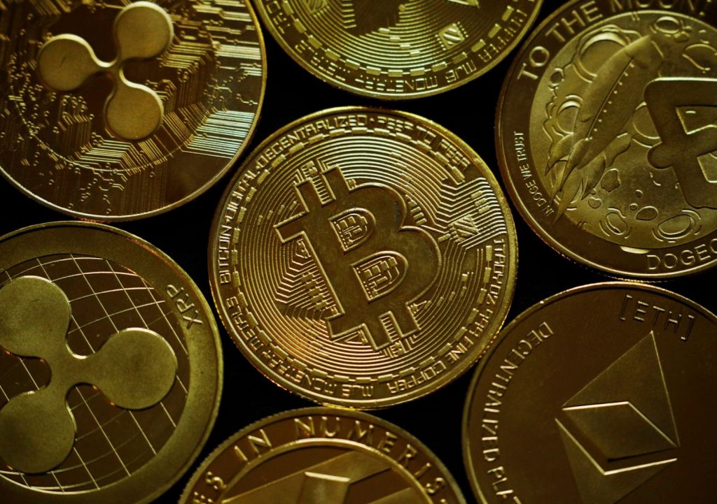 230809191743_2021-06-14T103351Z_1715807887_RC2A0O95GYT1_RTRMADP_5_CRYPTOCURRENCY-ITALY-CONSOB-1024×721