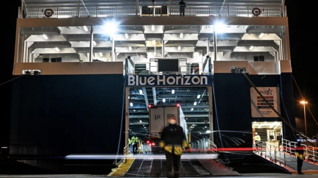 Δολοφονία στο Blue Horizon: Απομάκρυνση δύο λιμενικών