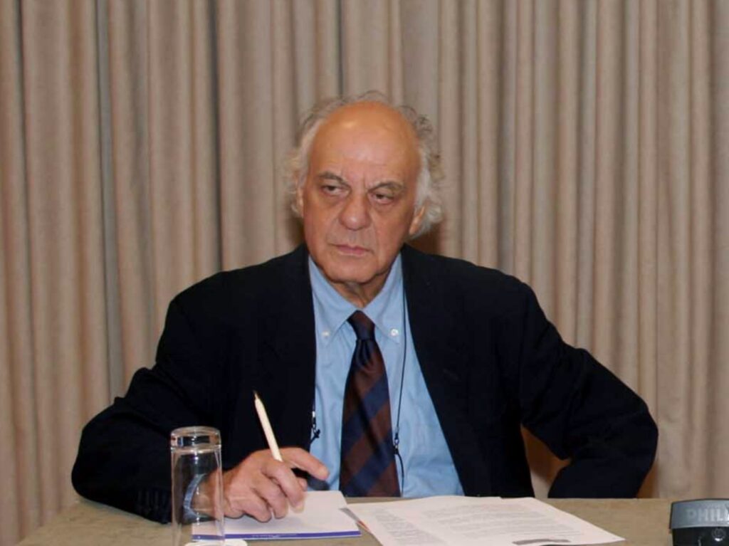 Αποβίωσε ο Άρης Σισσούρας - Ήταν ένας από τους οργανωτές του ΕΣΥ
